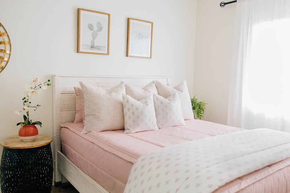 
                  
                    Ella Beddy's
                  
                