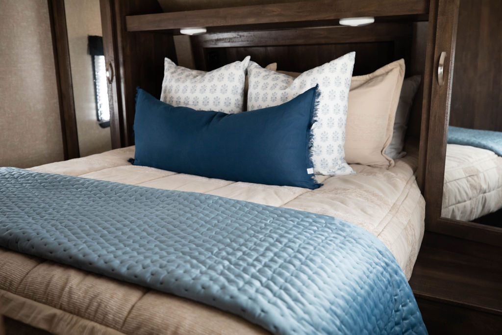 
                  
                    Halston Luxe Beddy's
                  
                