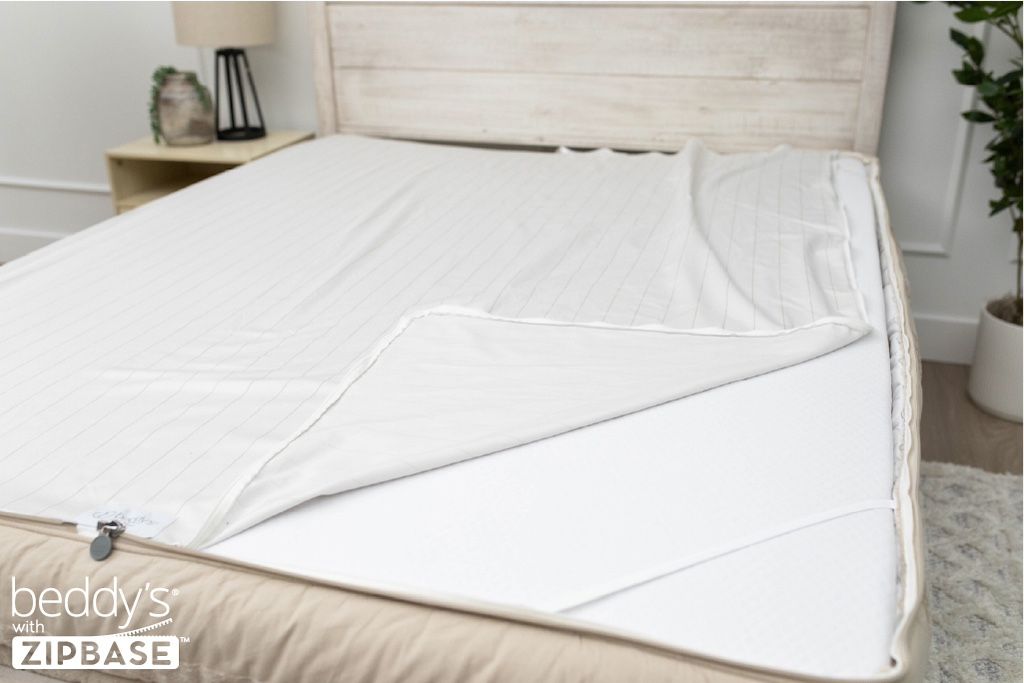 
                  
                    Halston Luxe Beddy's
                  
                