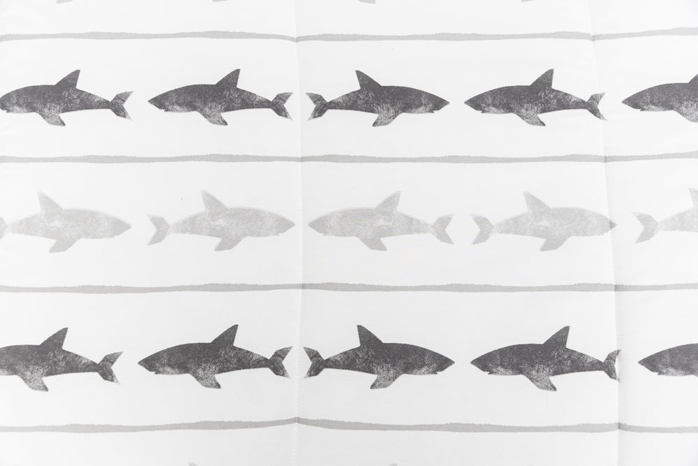 
                  
                    Great White Zipper Bedding
                  
                