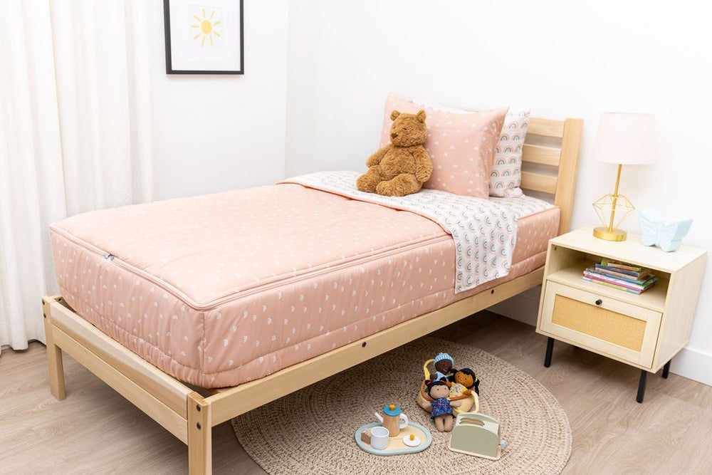 
                  
                    Over The Rainbow Zipper Bedding
                  
                