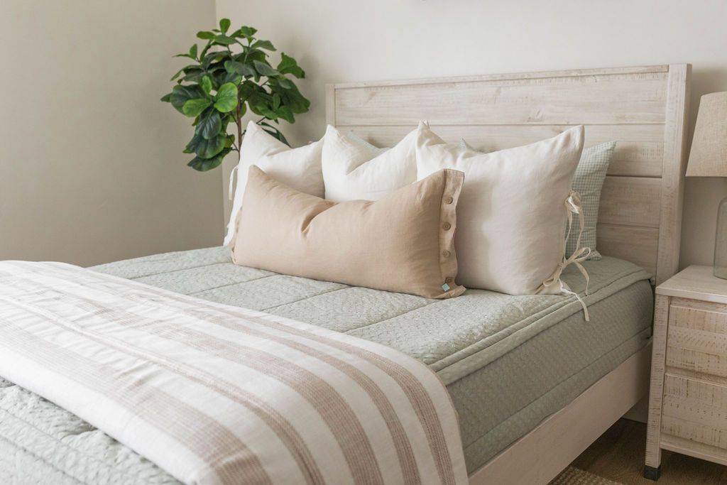 
                  
                    Chloe Luxe Beddy's
                  
                