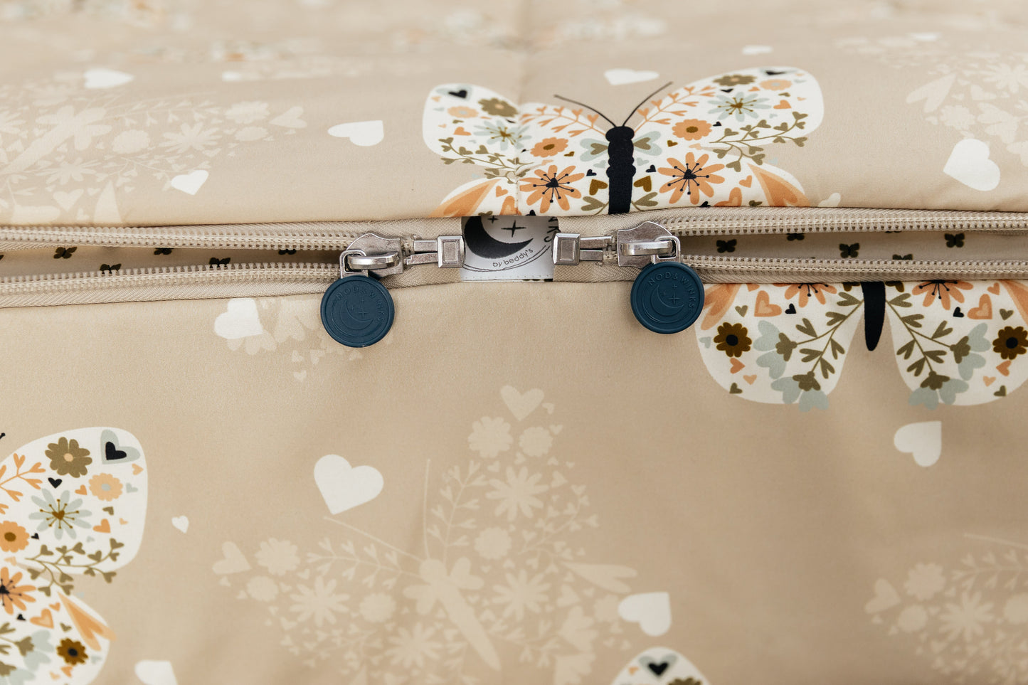 
                  
                    Butterfly Love Zipper Bedding
                  
                