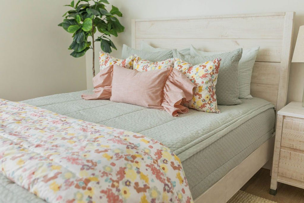 
                  
                    Chloe Blanket
                  
                