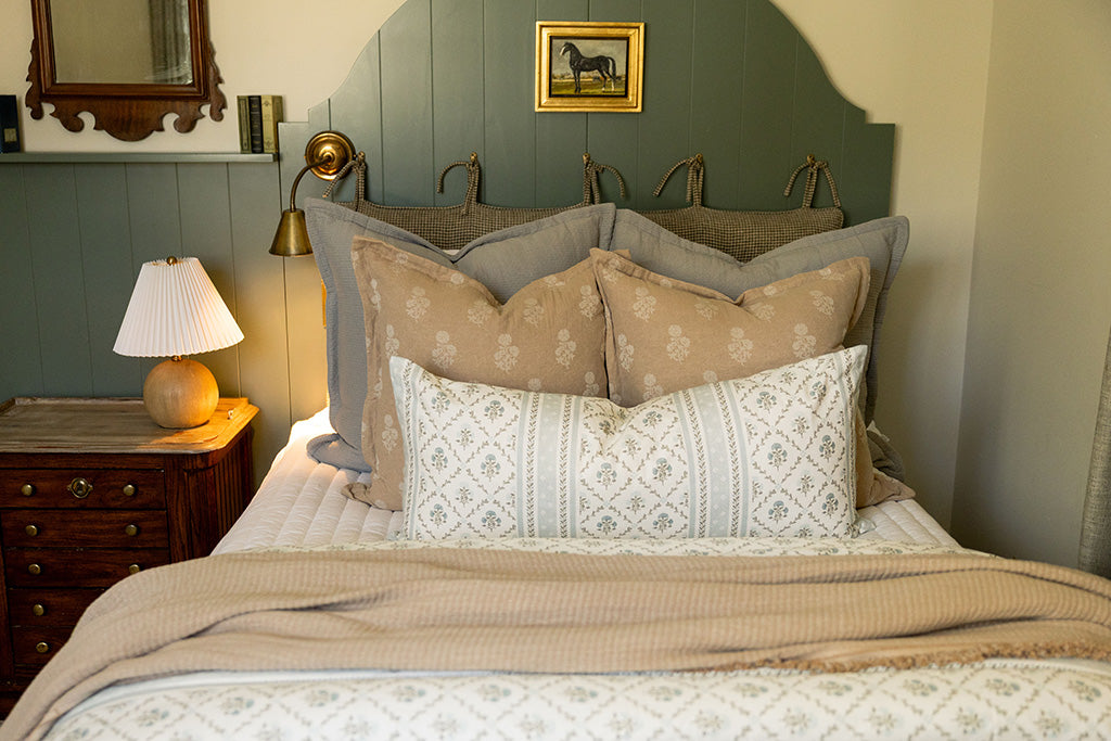 
                  
                    Emerson Luxe Beddy's
                  
                
