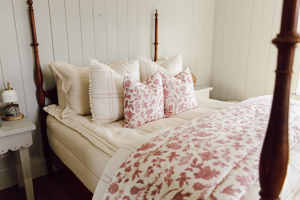 
                  
                    Ivy Blanket
                  
                
