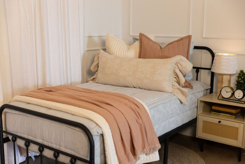 
                  
                    Jane Luxe Beddy's
                  
                