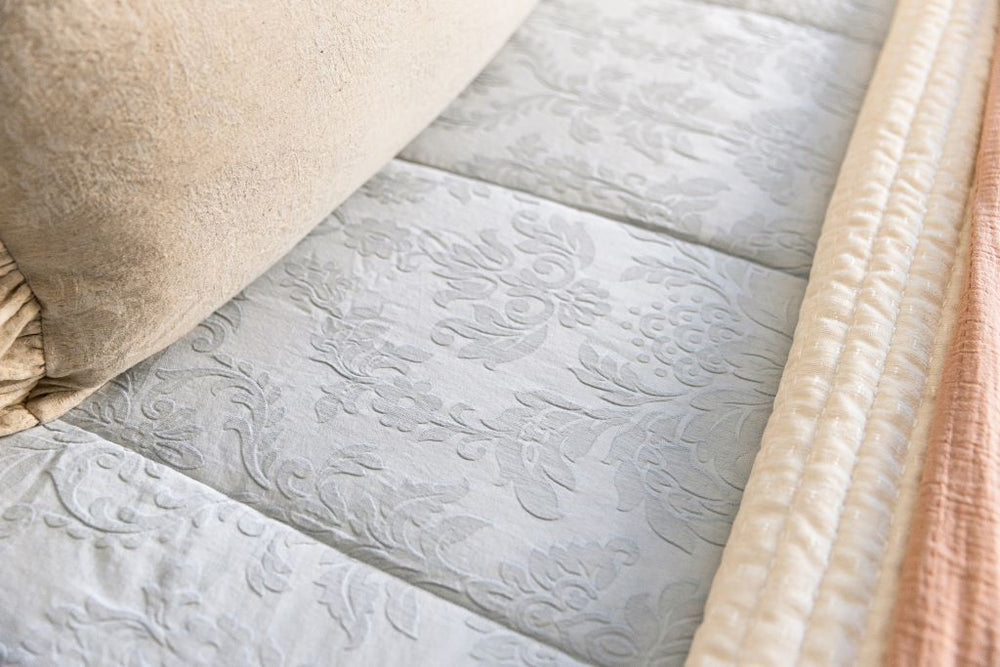 
                  
                    Jane Luxe Beddy's
                  
                