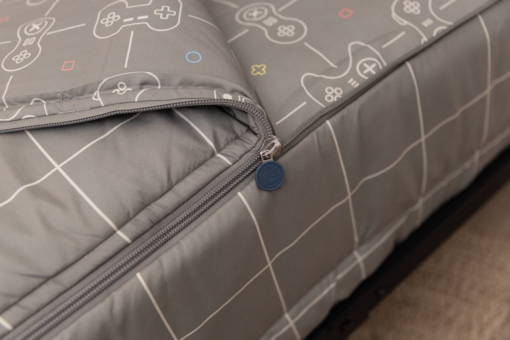 
                  
                    Level Up Zipper Bedding
                  
                