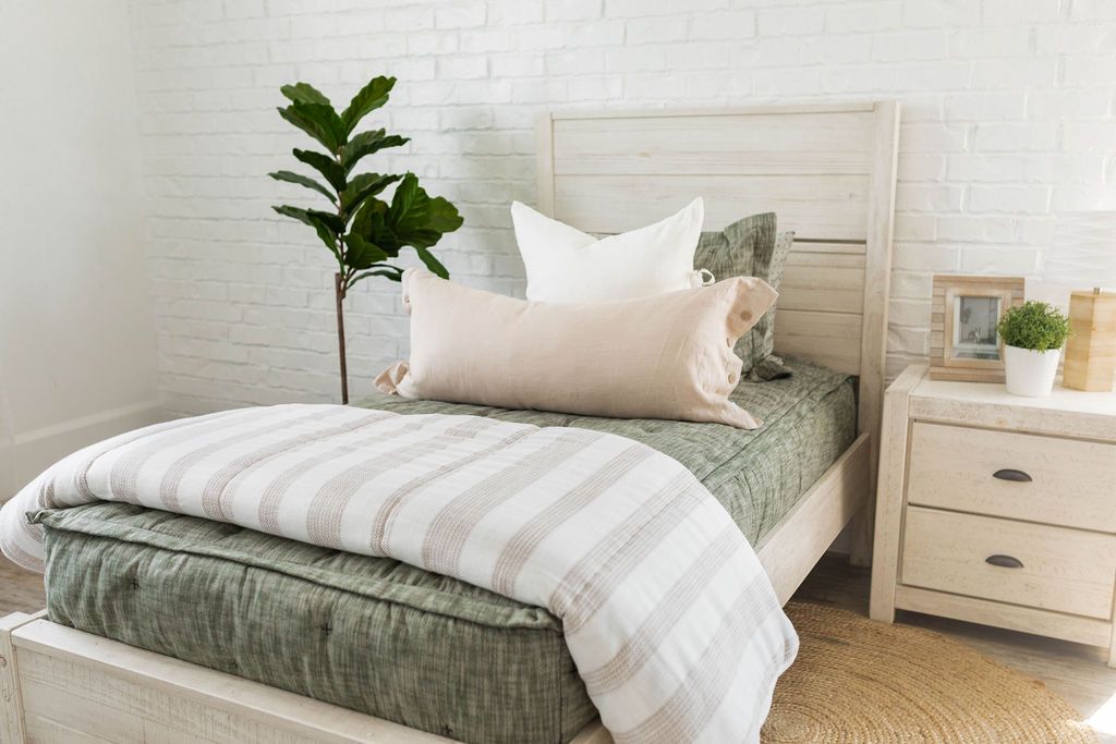 
                  
                    Remington Luxe Beddy's
                  
                