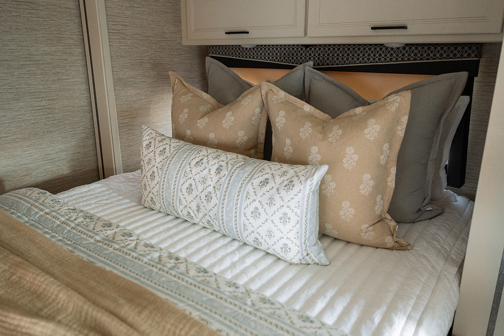 
                  
                    Emerson Luxe Beddy's
                  
                
